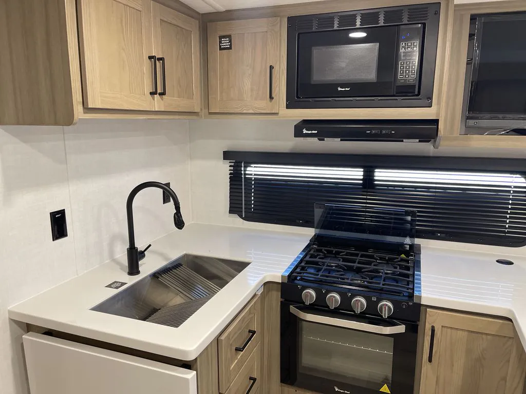 2027 Forest River Rockwood Mini Lite 2523MBR — Photo 6