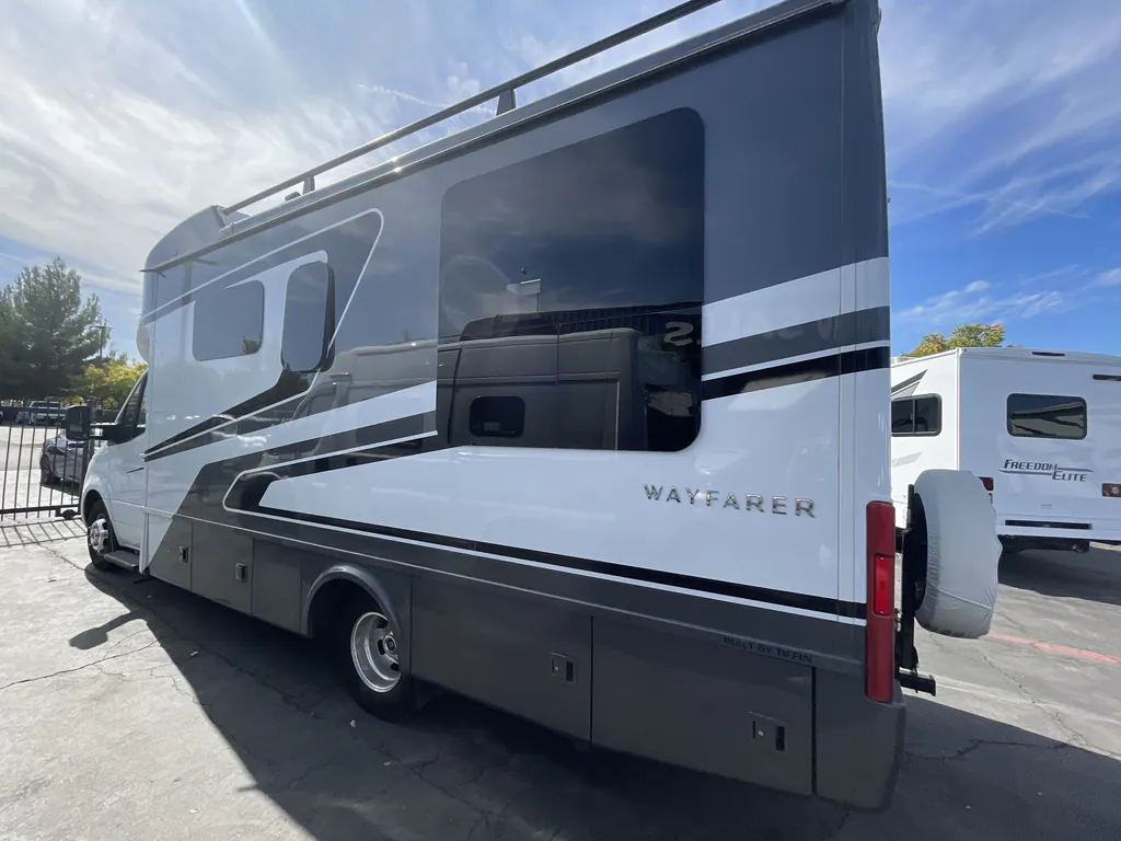 2024 Tiffin Wayfarer 25 RLW, Photos photo 6