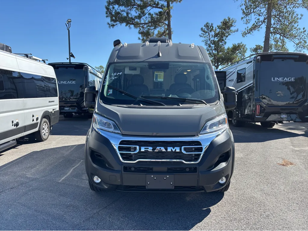 2026 Thor Motor Coach Scope 18M - Photo 3