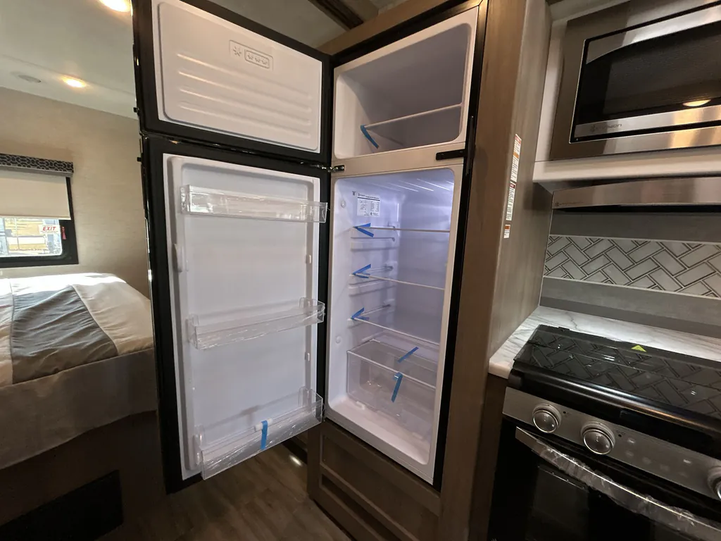 2026 Thor Motor Coach Freedom Traveler A29, Photos photo 9