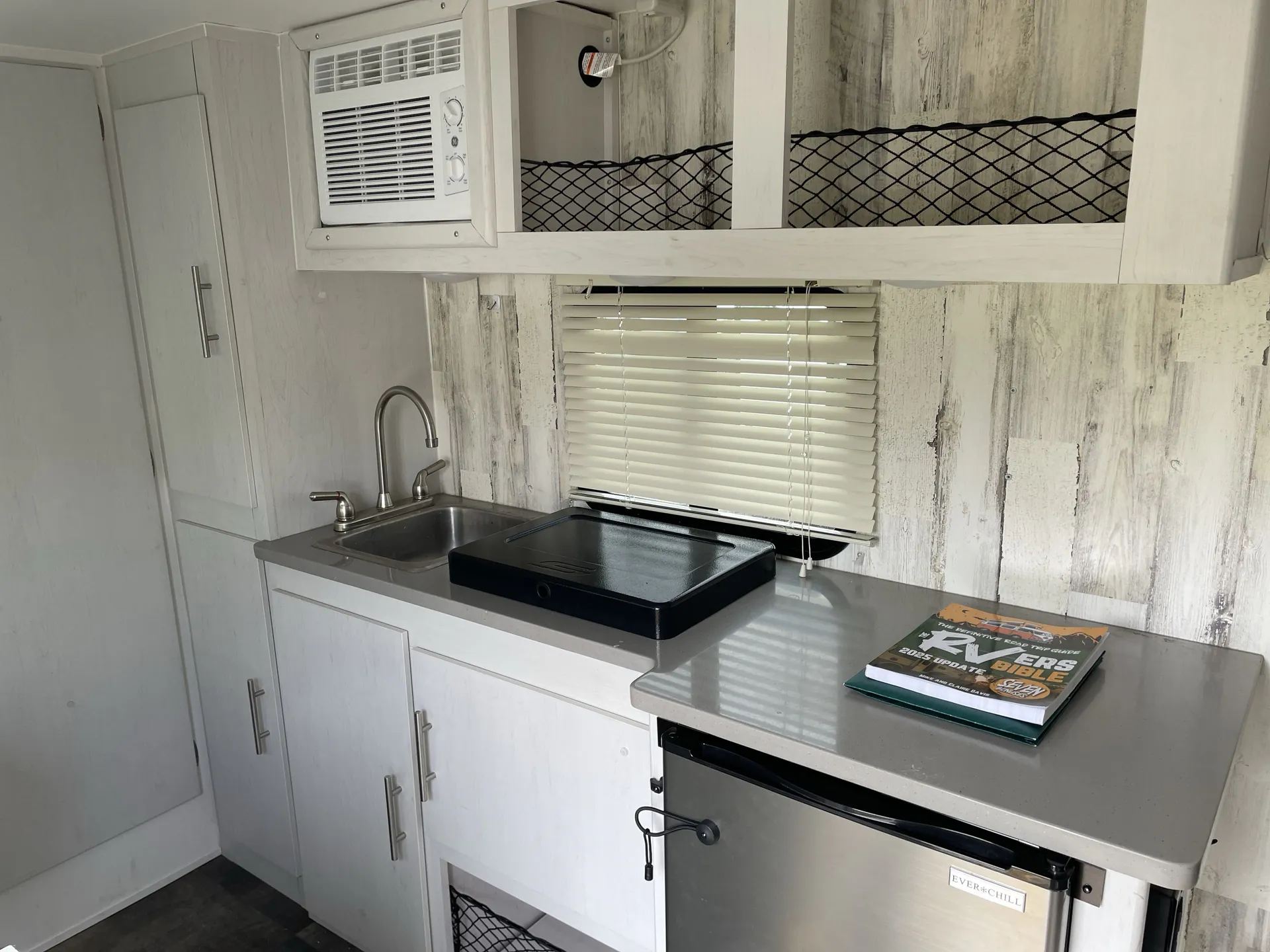 2023 Travel Lite Rove Lite 14FL — living area main