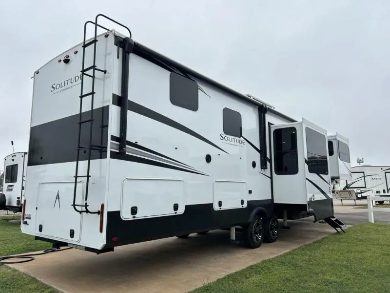 2026 Grand Design Solitude 380FL - Photo 3