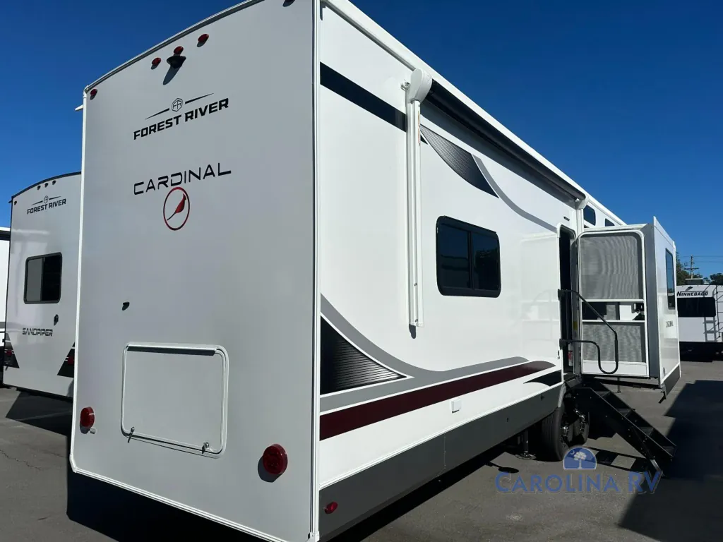 2027 Forest River Cardinal 36FL, Photos photo 5