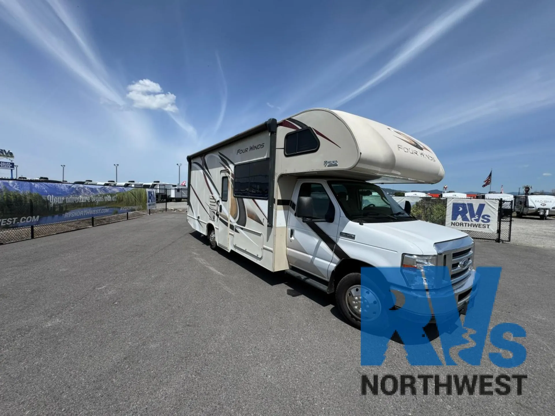 2019 Thor Motor Coach Four Winds 26B - Photo 2