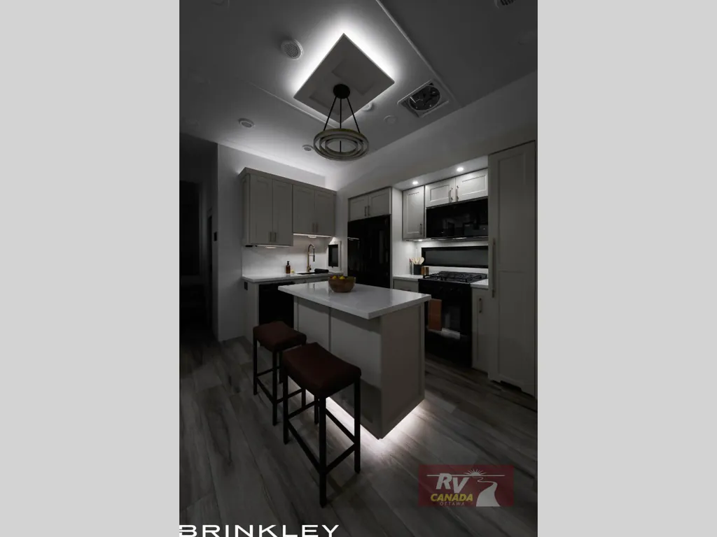 2027 Brinkley Model R 3710, Photos photo 43