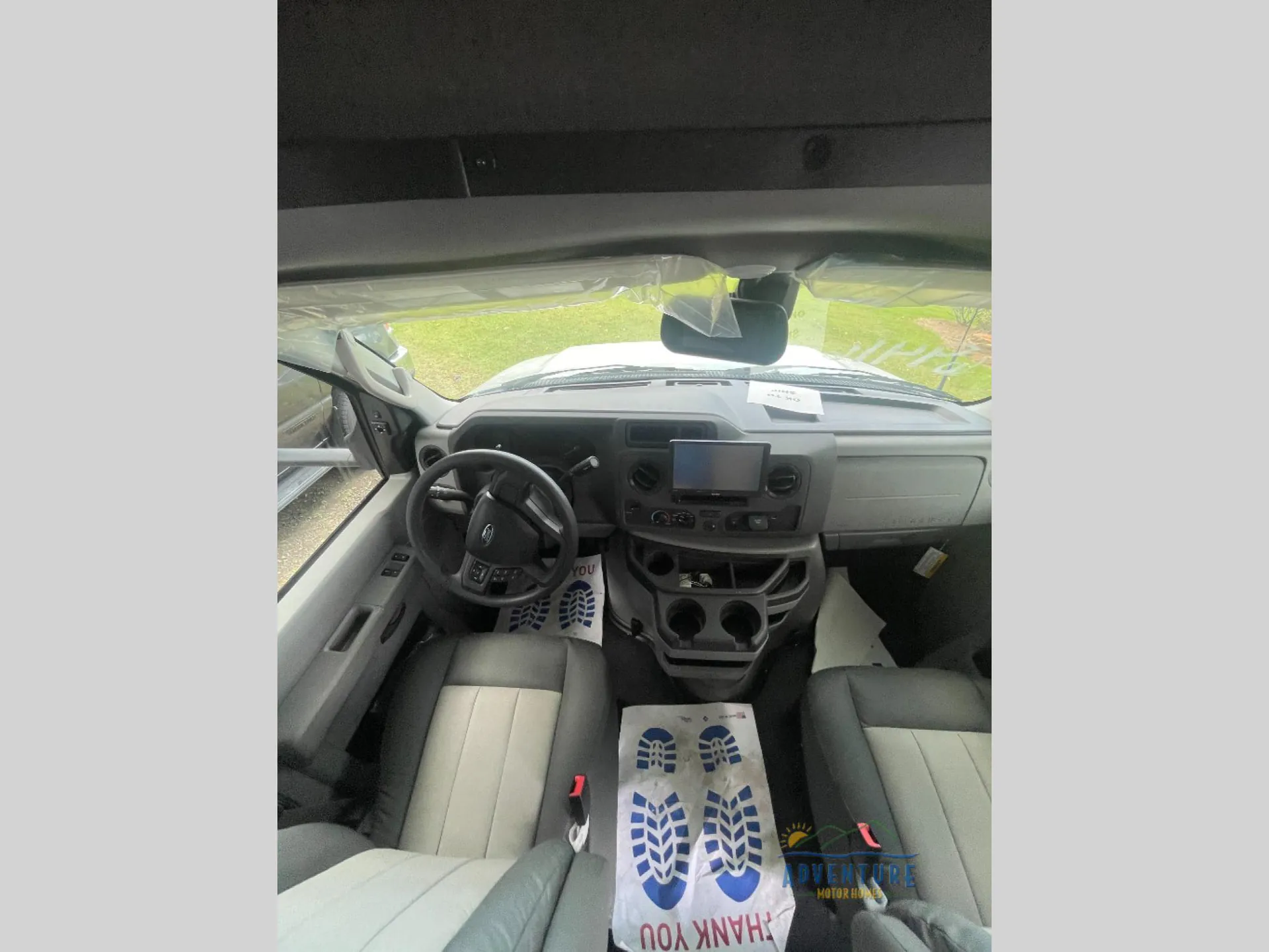 2027 Forest River Sunseeker 3150S — Photo 6