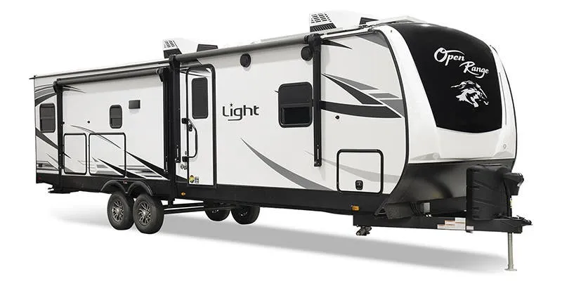 Highland Ridge Light 321BHS exterior