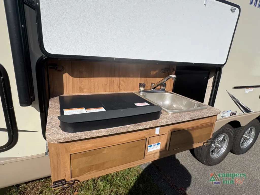 2018 Forest River Flagstaff Micro Lite 25FKS, Photos photo 39