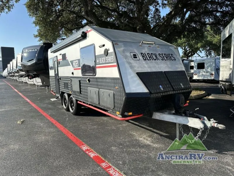 2022 Black Series Camper HQ Series HQ21 - Main photo