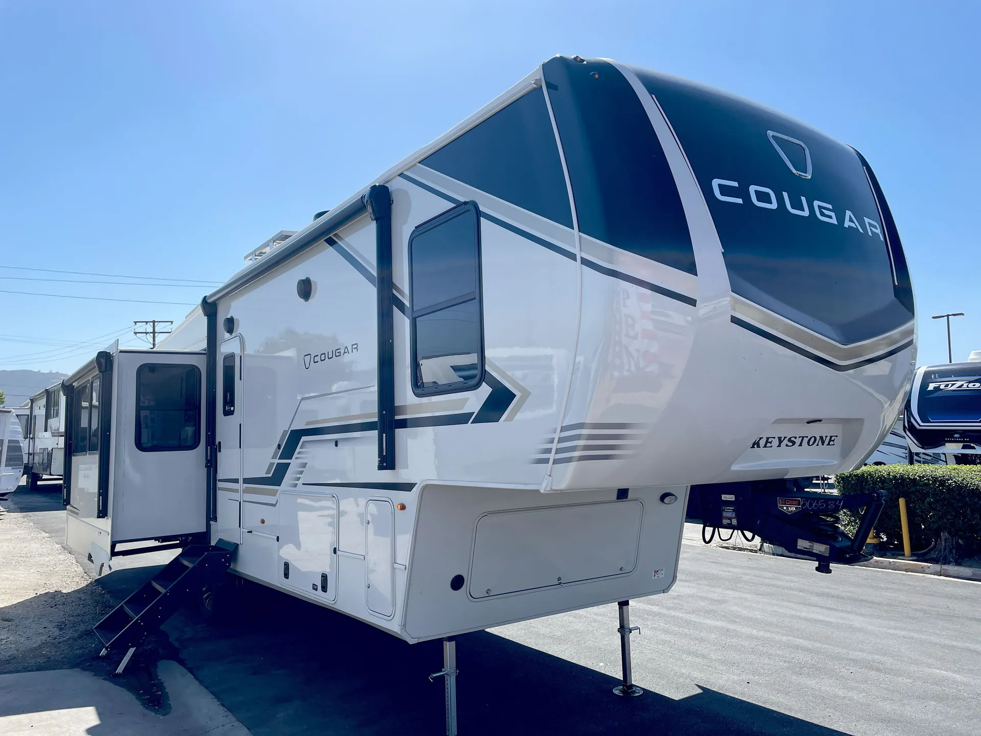 2026 Keystone Cougar 316RLS - Photo 2