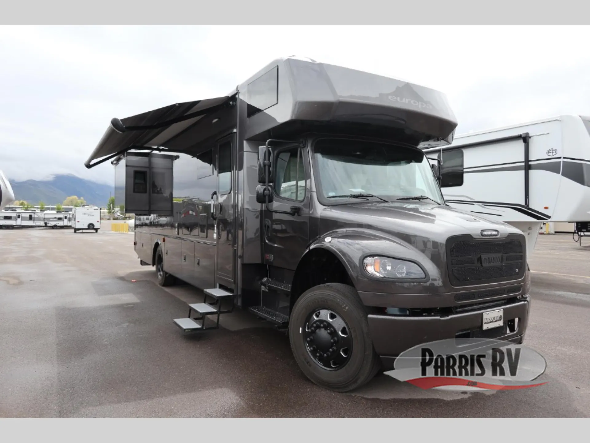 2026 Dynamax Europa 34SS - Photo 2