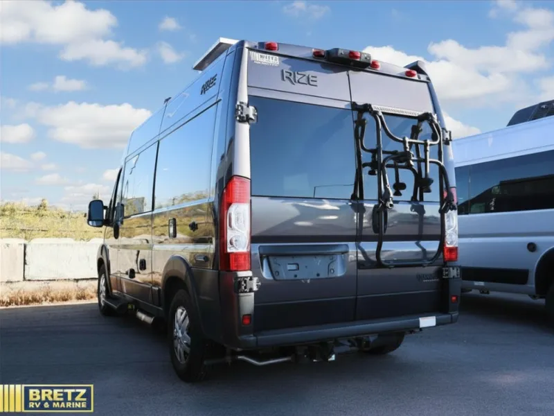 2024 Thor Motor Coach Rize 18M - Photo 4