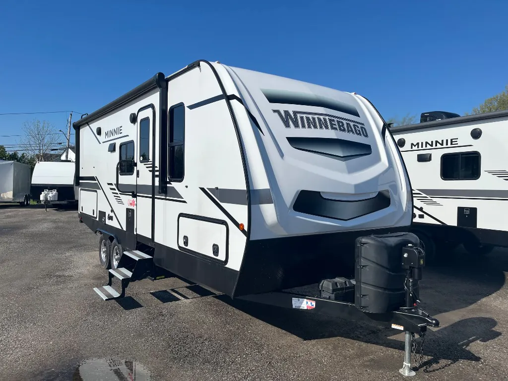 2022 Winnebago Minnie 2201MB - Photo 2