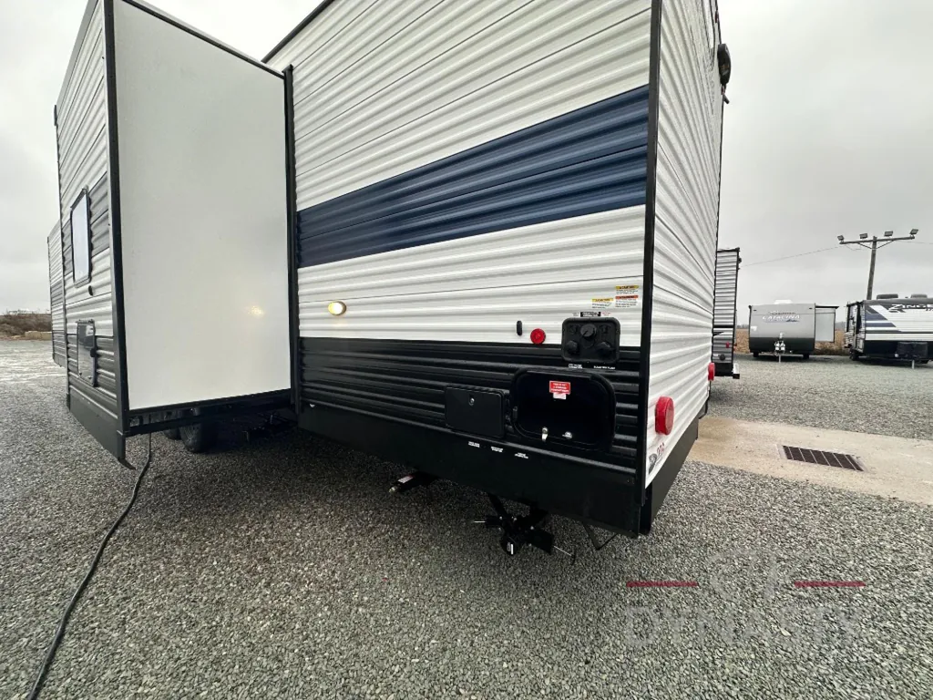 2025 Forest River Cherokee Timberwolf 39NA, Photos photo 13