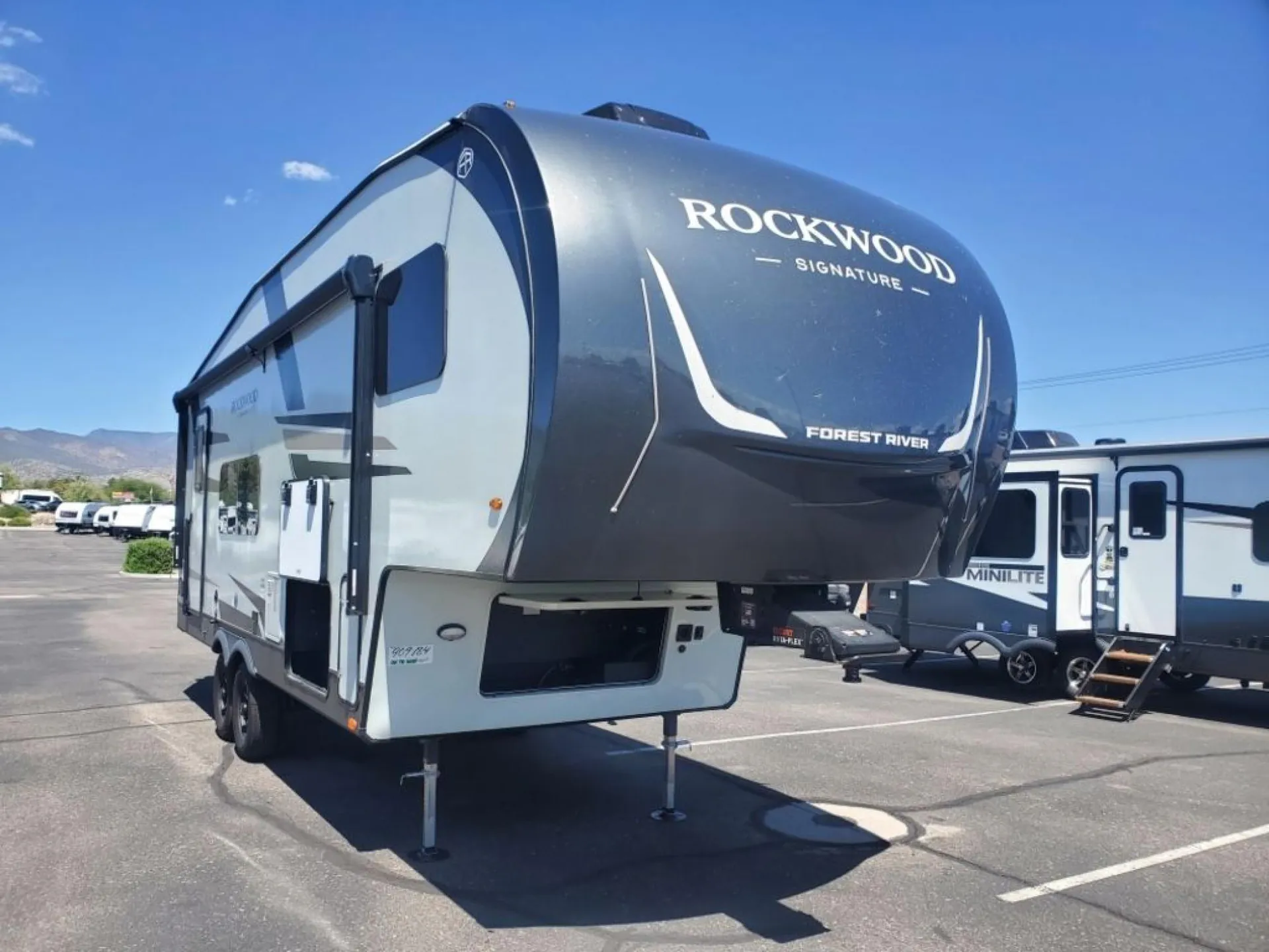 2026 Forest River Rockwood R282RK - Photo 2