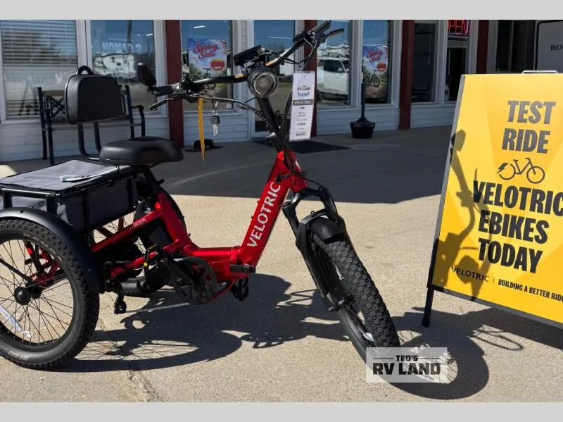 2026 VELOTRIC TRIKER RED - Main photo