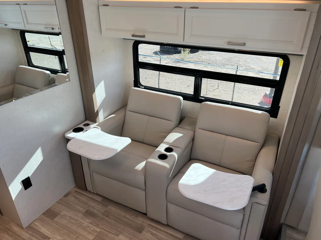 2026 Thor Motor Coach Axis 26.2, Photos photo 6