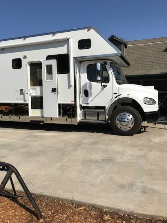 2007 Pony Express 40' Pony Express - Main photo