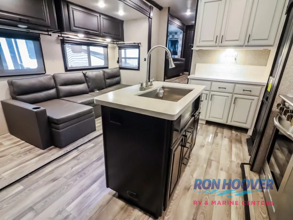 2022 Highland Ridge Silverstar 376FBH, Photos photo 13