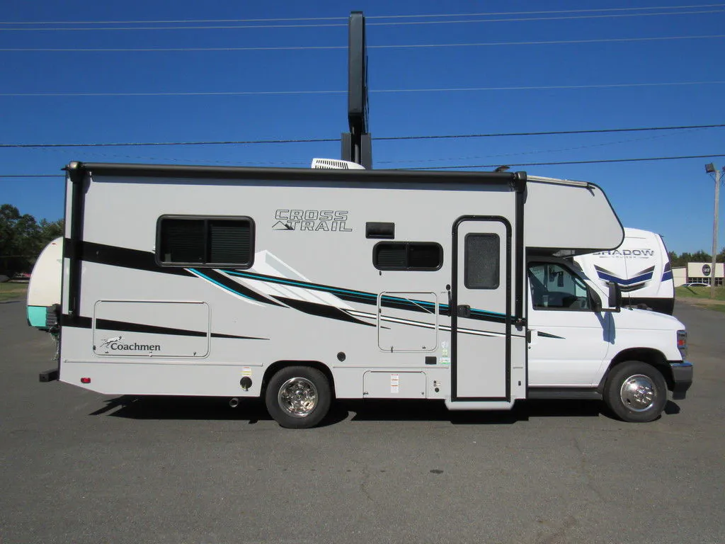 2025 Coachmen Cross Trail 23XG - Photo 2