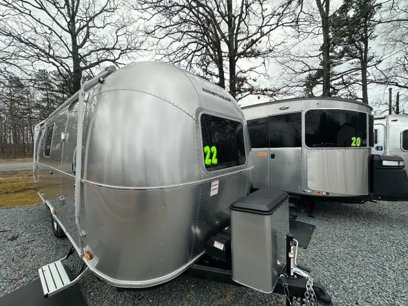 2026 Airstream World Traveler 22RB - Photo 2