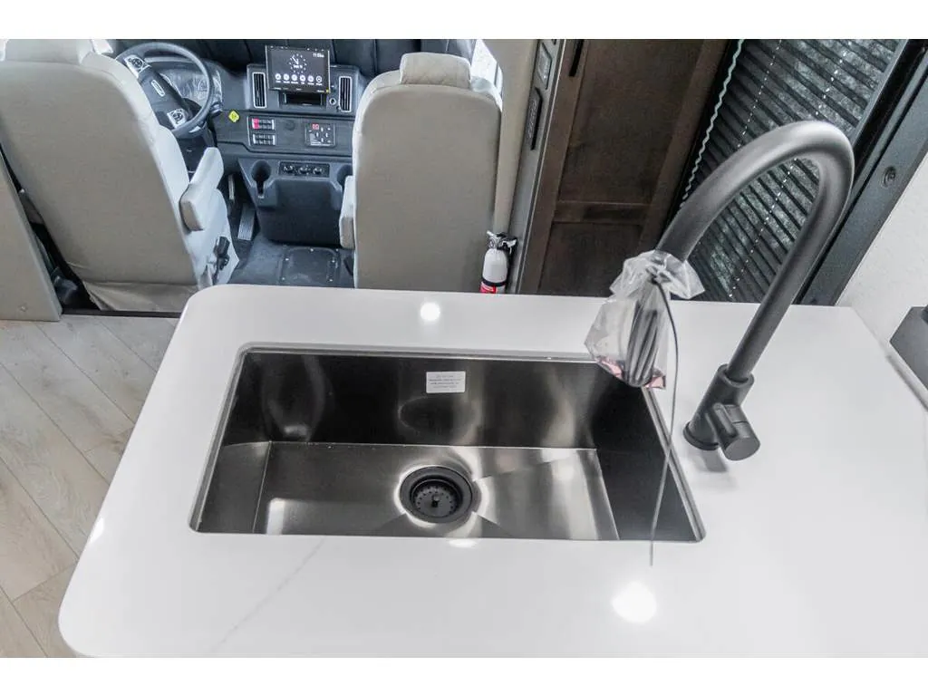2027 Entegra Coach Accolade 37K, Photos photo 18