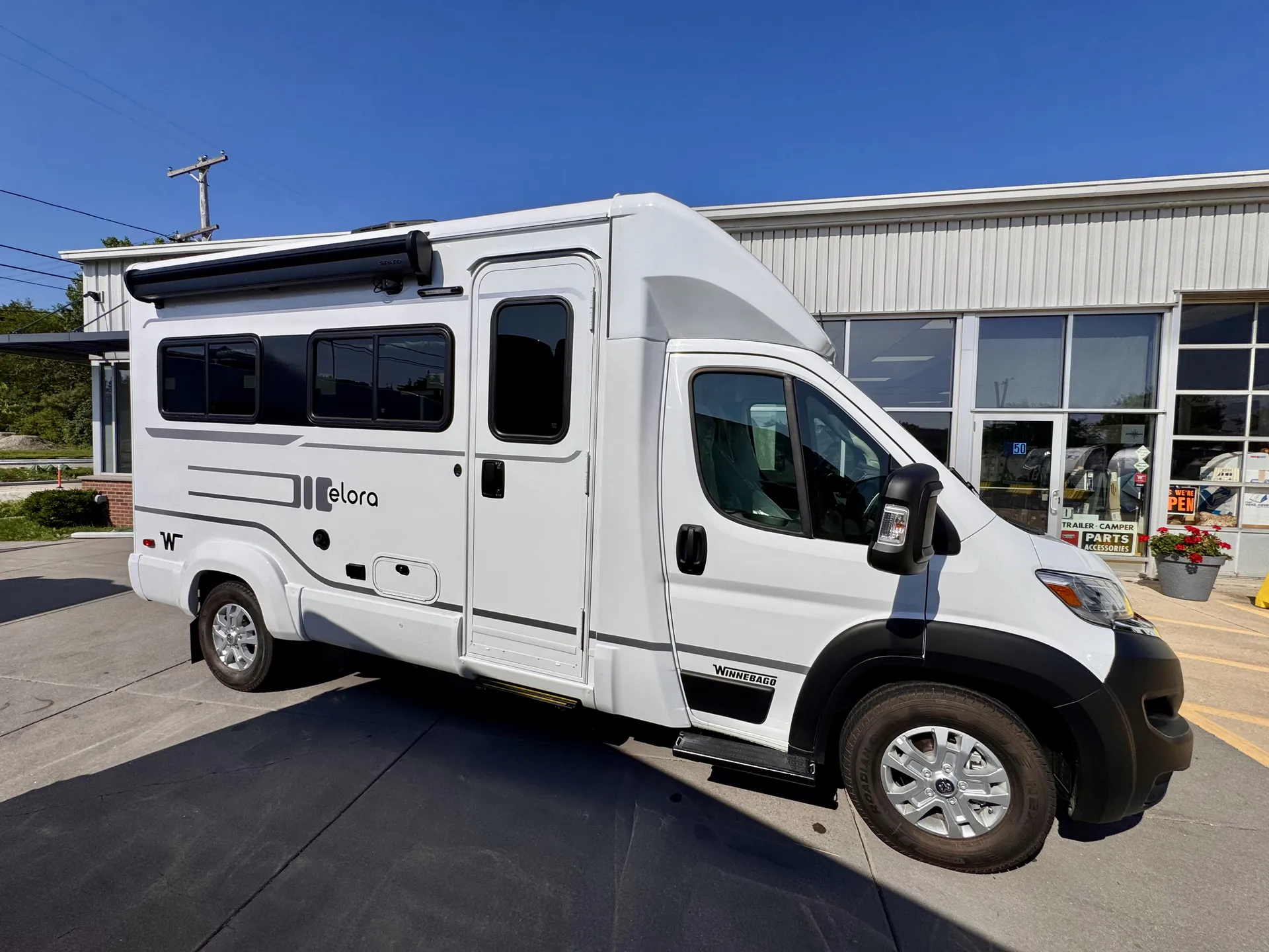 2027 Winnebago Elora 19DC - Photo 2
