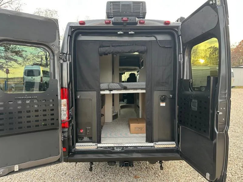 2026 Airstream Rangeline New    Hard Top - Photo 4