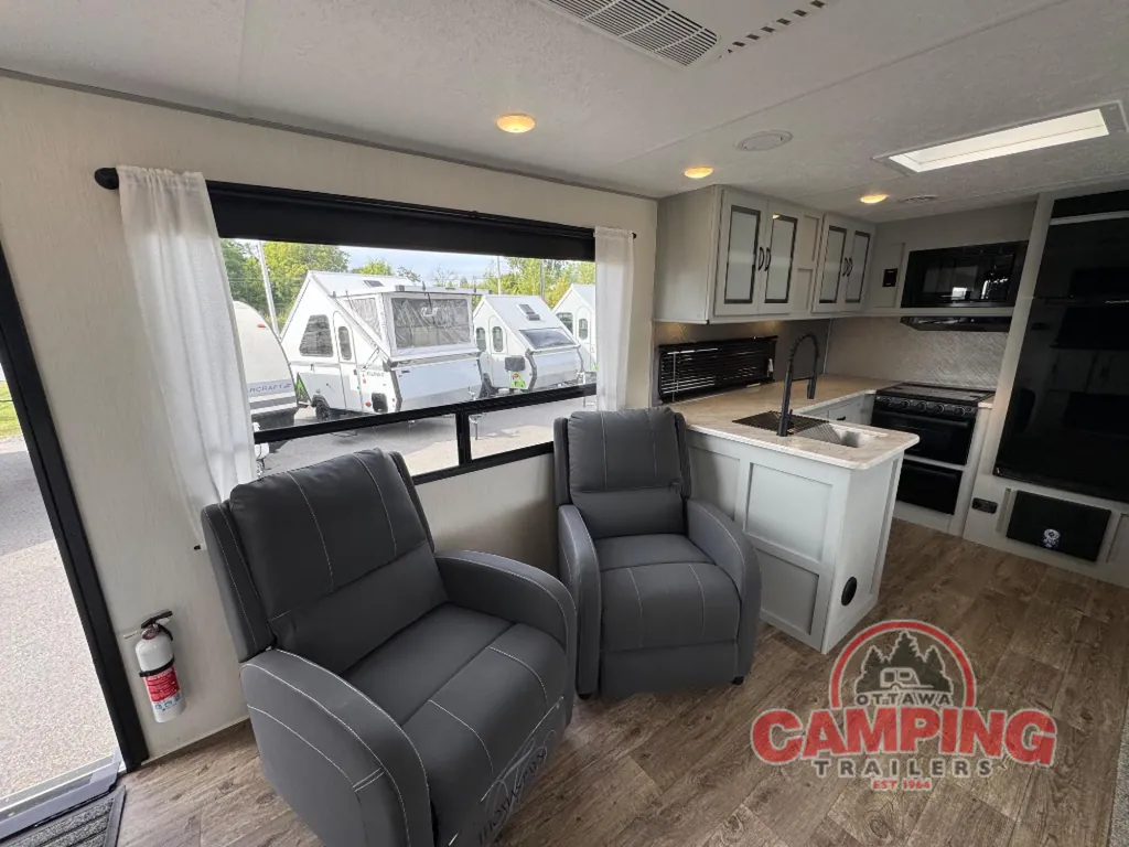 2022 Forest River Vibe 26RK, Photos photo 5