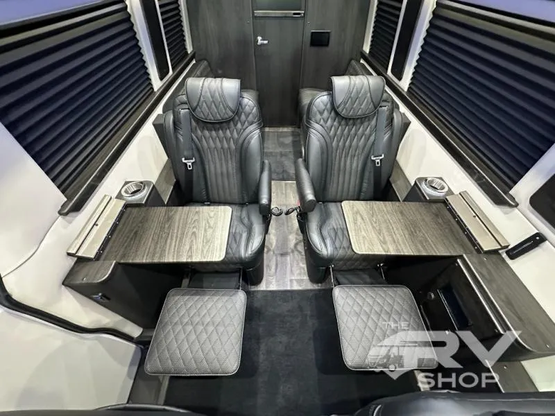 2026 Midwest Automotive Designs Day Cruiser D6 - Photo 2