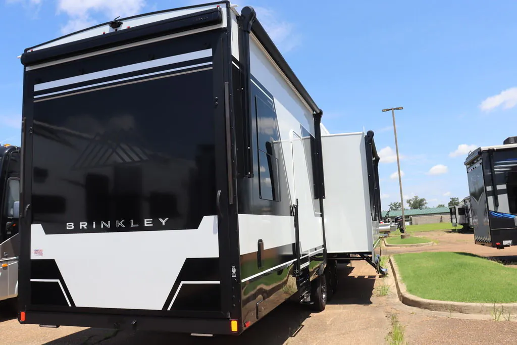 2026 Brinkley Model G 3970, Photos photo 4