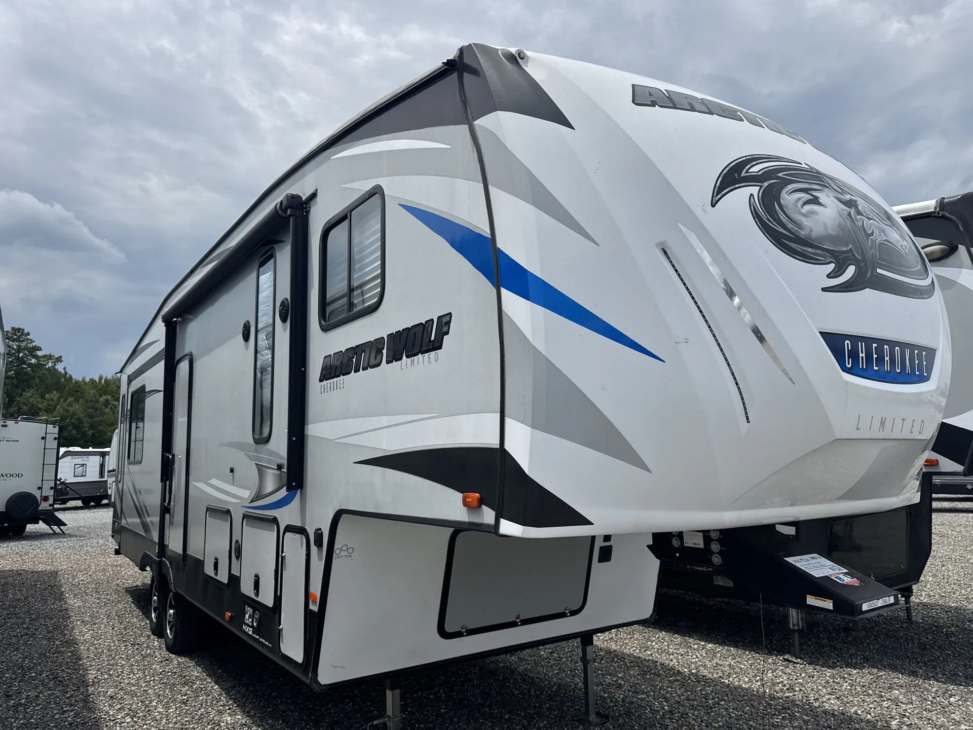 2020 Forest River Arctic Wolf 298LB — campside