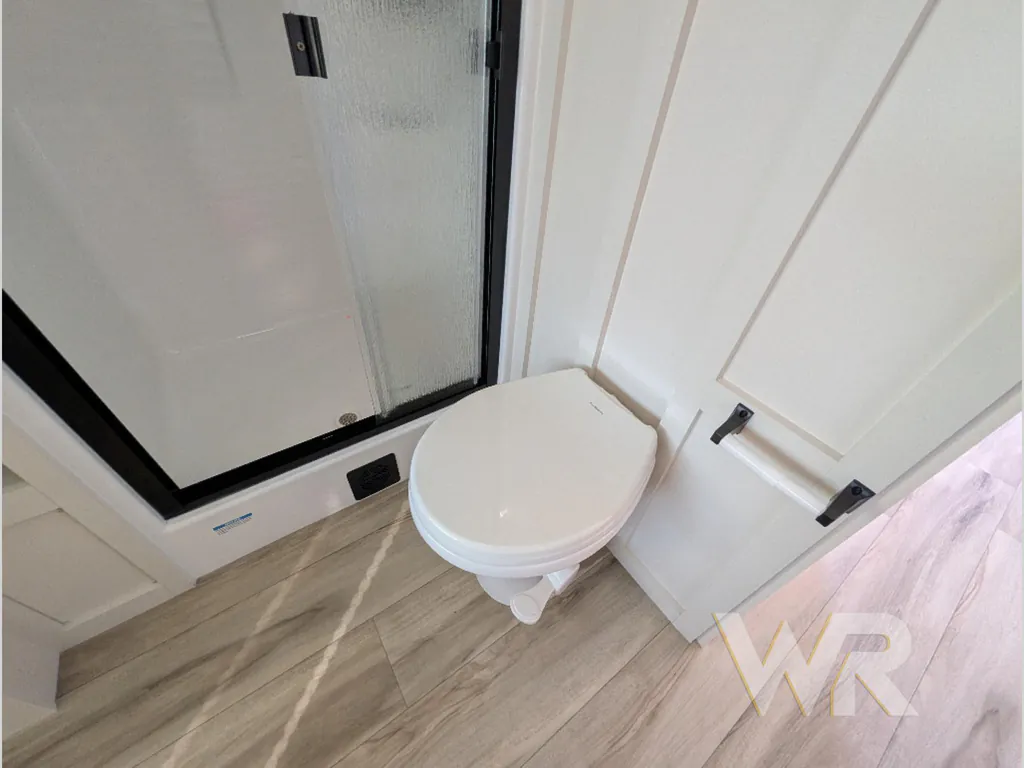 2027 Brinkley Model I 290, Photos photo 6