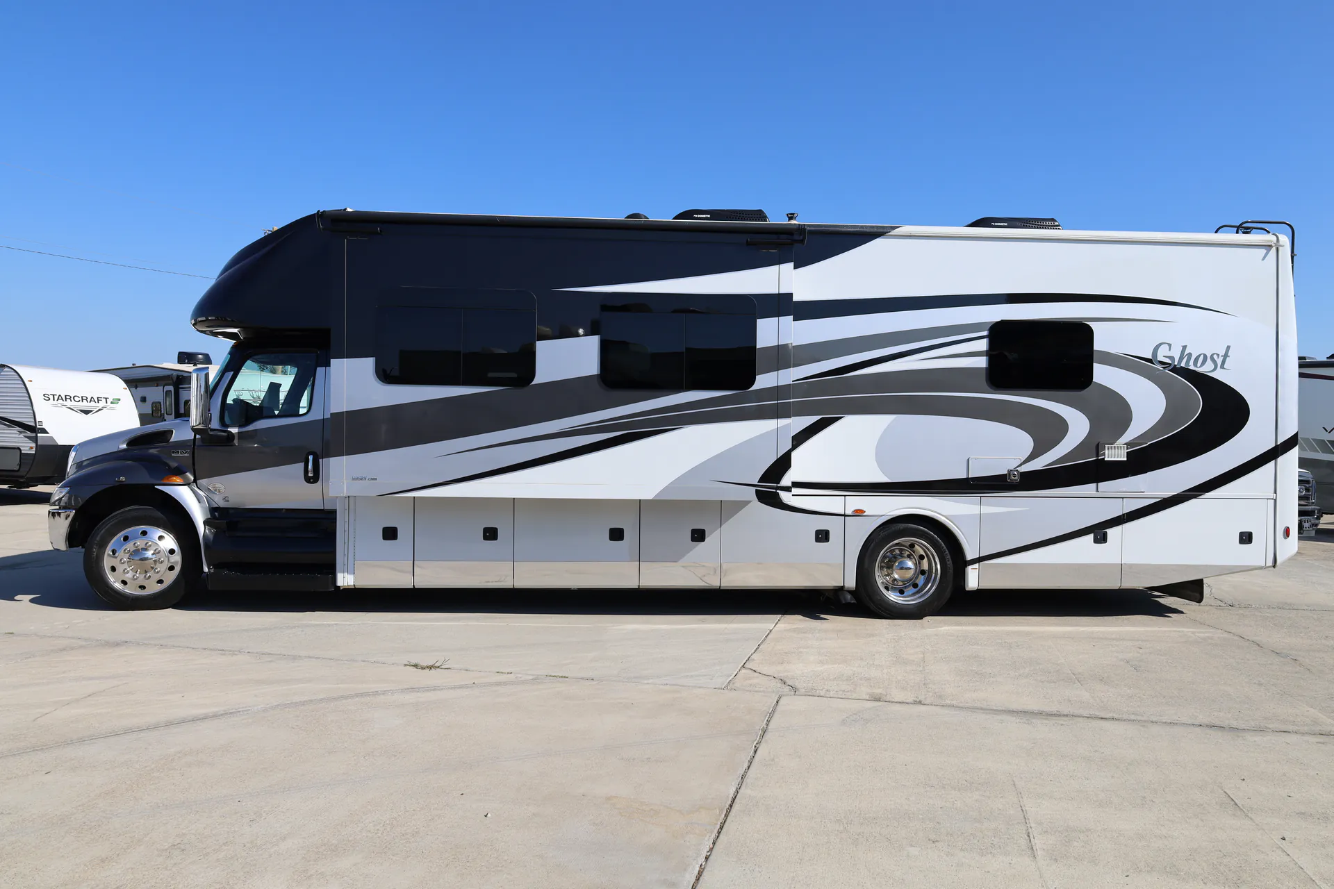 2021 Nexus Ghost 37DS - Photo 3