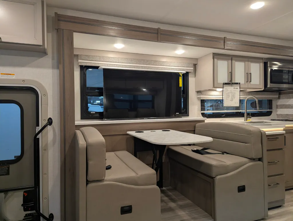 2027 Thor Motor Coach Windsport 36H, Photos photo 46