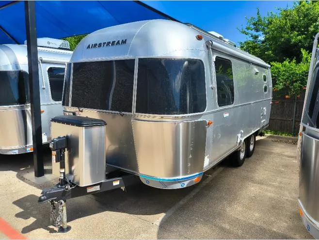 2026 Airstream International 23FB - Photo 4