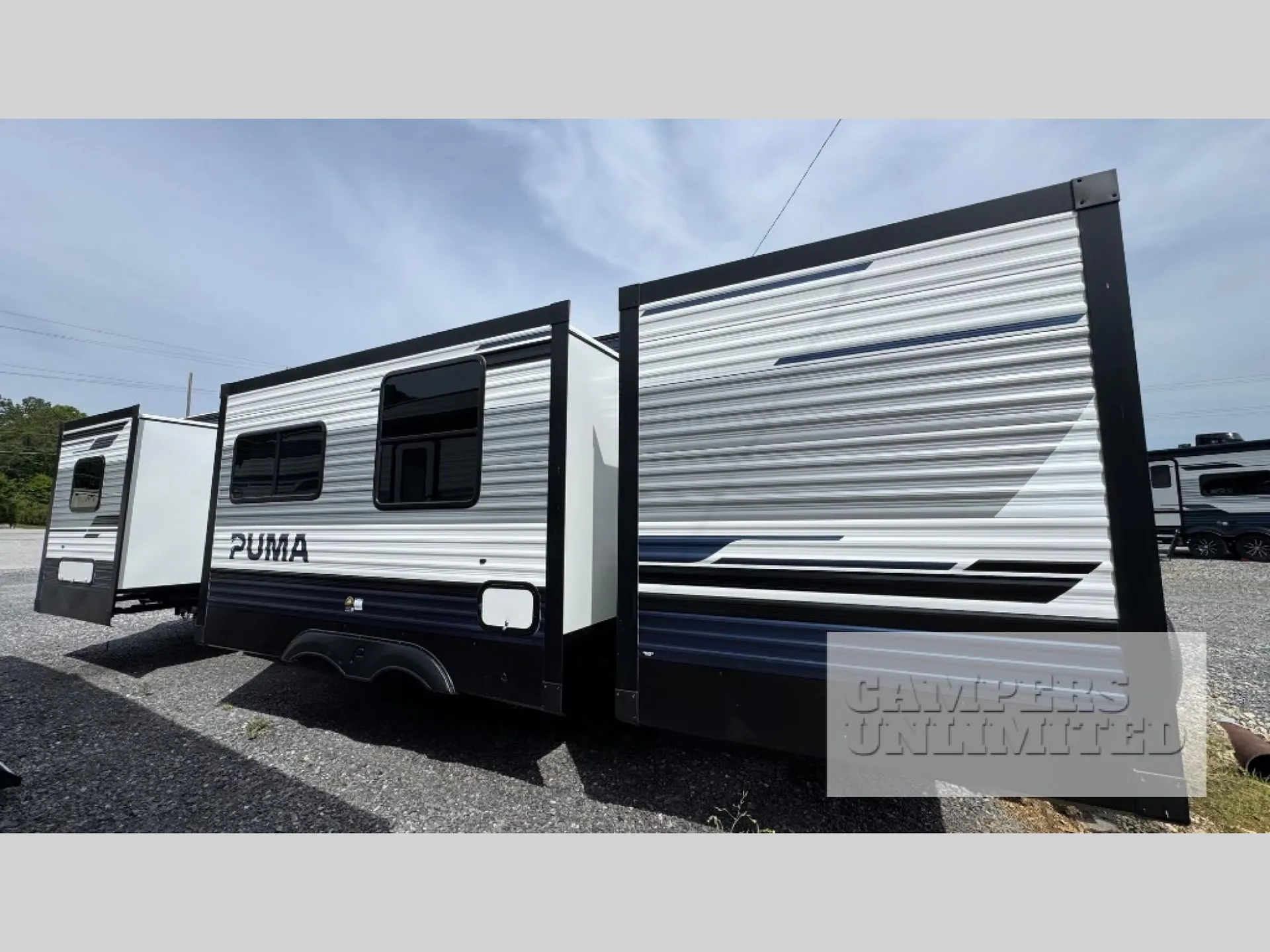 2027 Forest River Puma 32BHFS — Photo 7