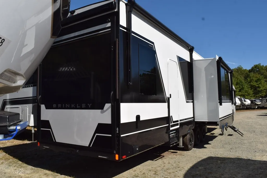 2026 Brinkley Model G 3970, Photos photo 6