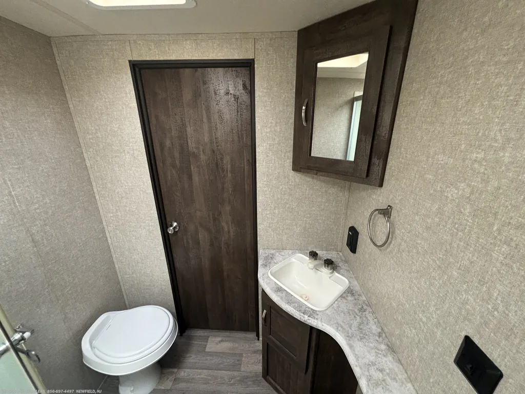 2018 Forest River Vibe 278RLS, Photos photo 22