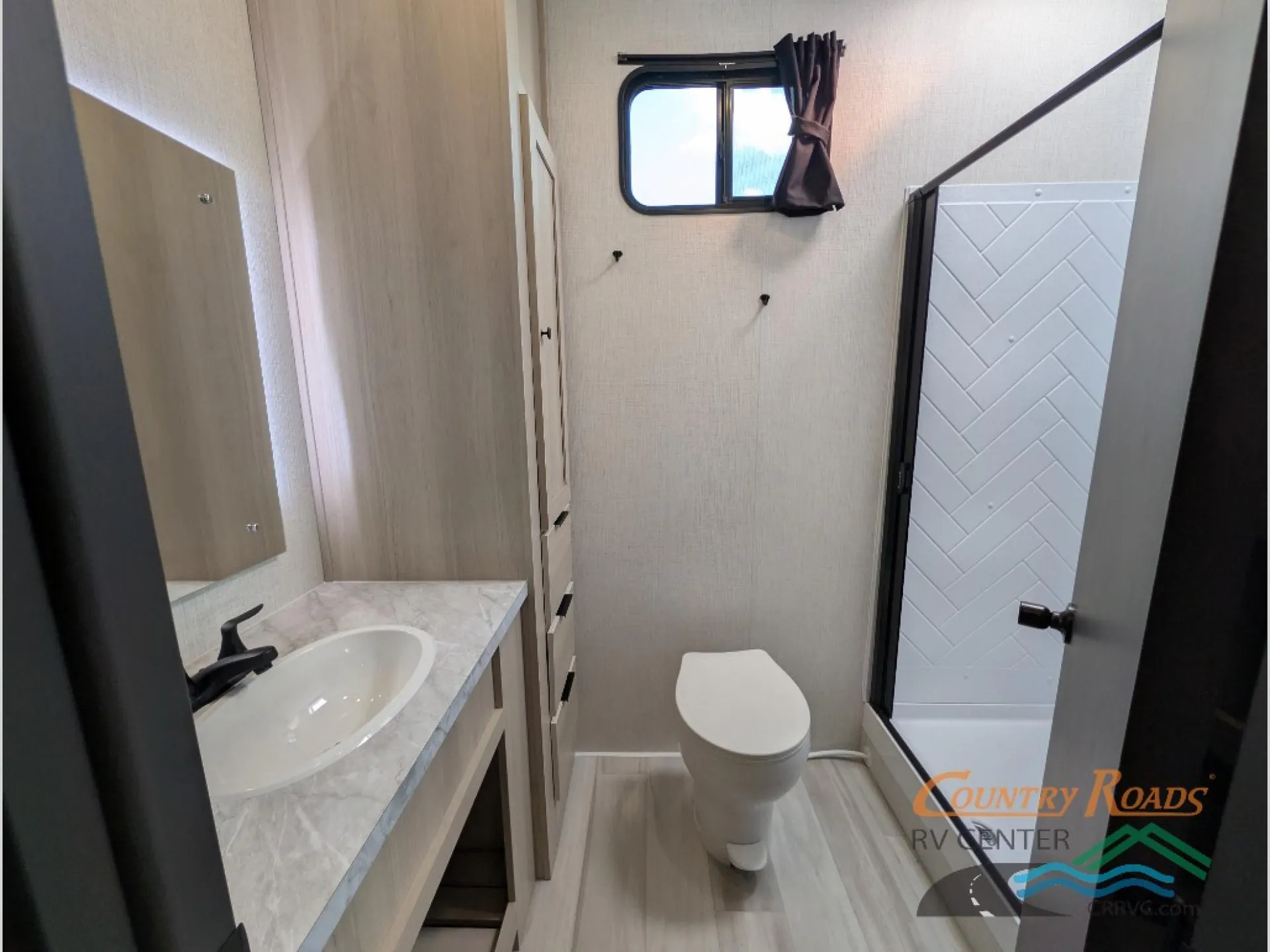 2026 Forest River Cardinal 37GALLEY - Photo 4