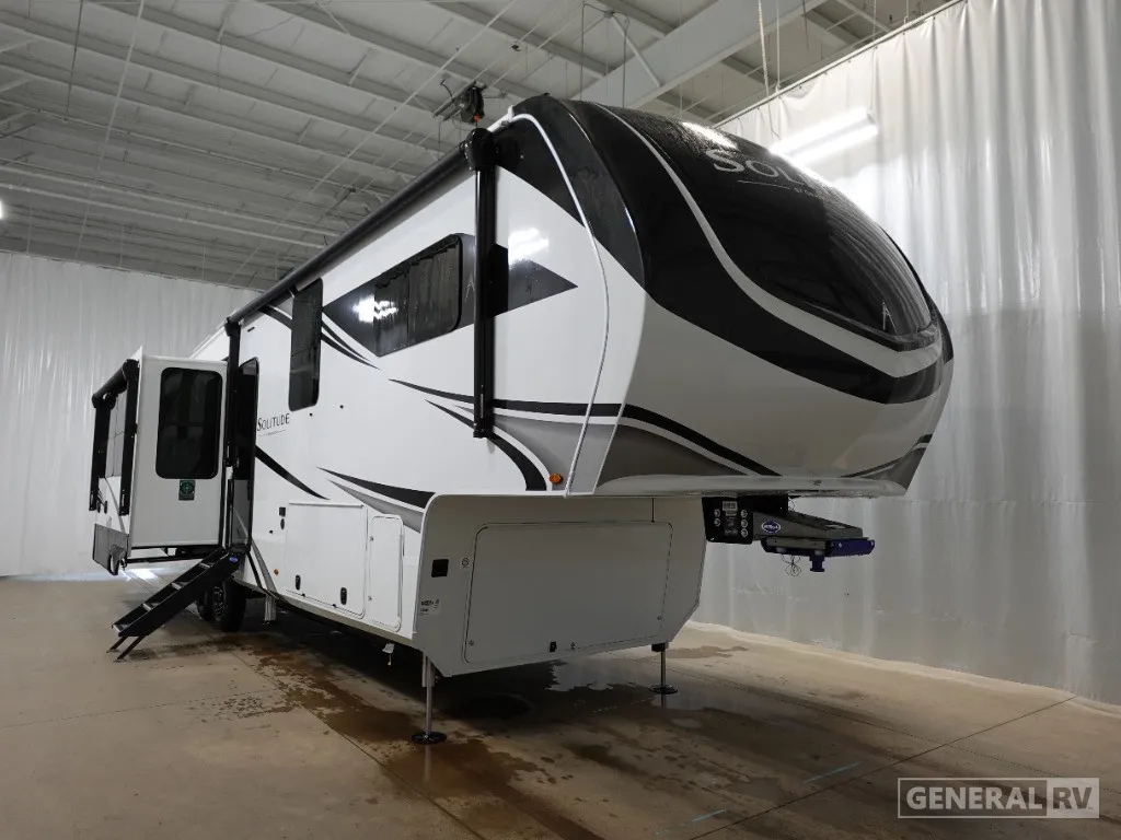 2026 Grand Design Solitude 370DV - Photo 2