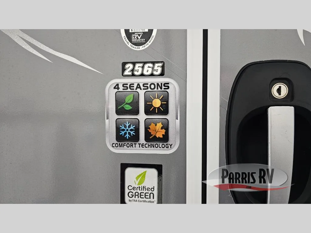 2026 Lance Lance Travel Trailers New    2565 - Photo 4