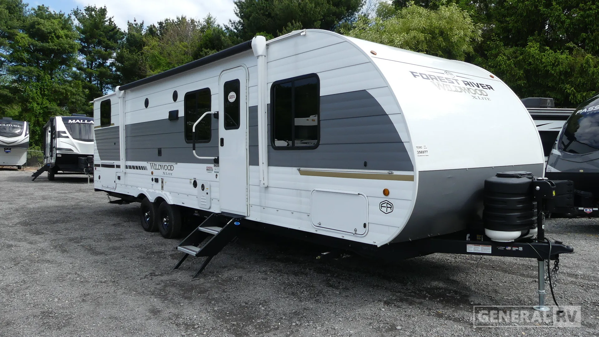 2025 Forest River Wildwood X-Lite 273QBXL - Photo 2