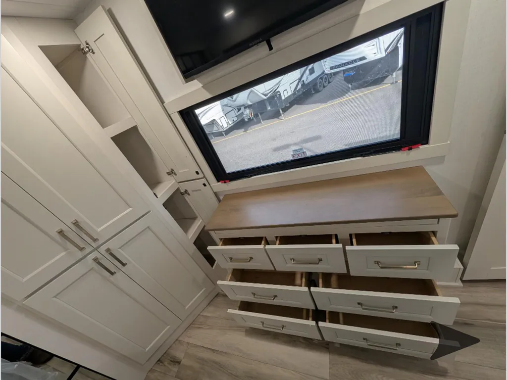 2027 Brinkley Model G 3970, Photos photo 44