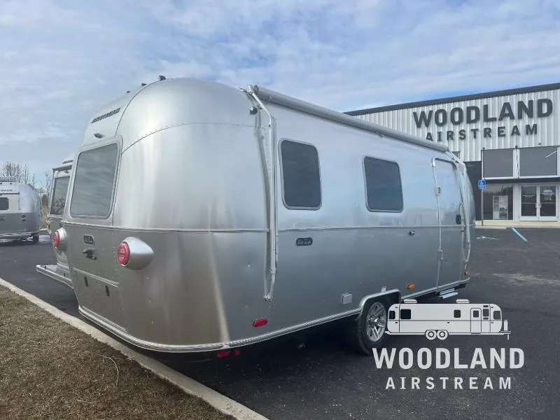 2026 Airstream World Traveler 22RB - Photo 4