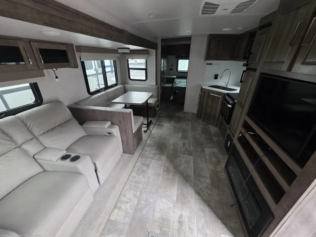 2023 Forest River Flagstaff Super Lite 27BHWS, Photos photo 8