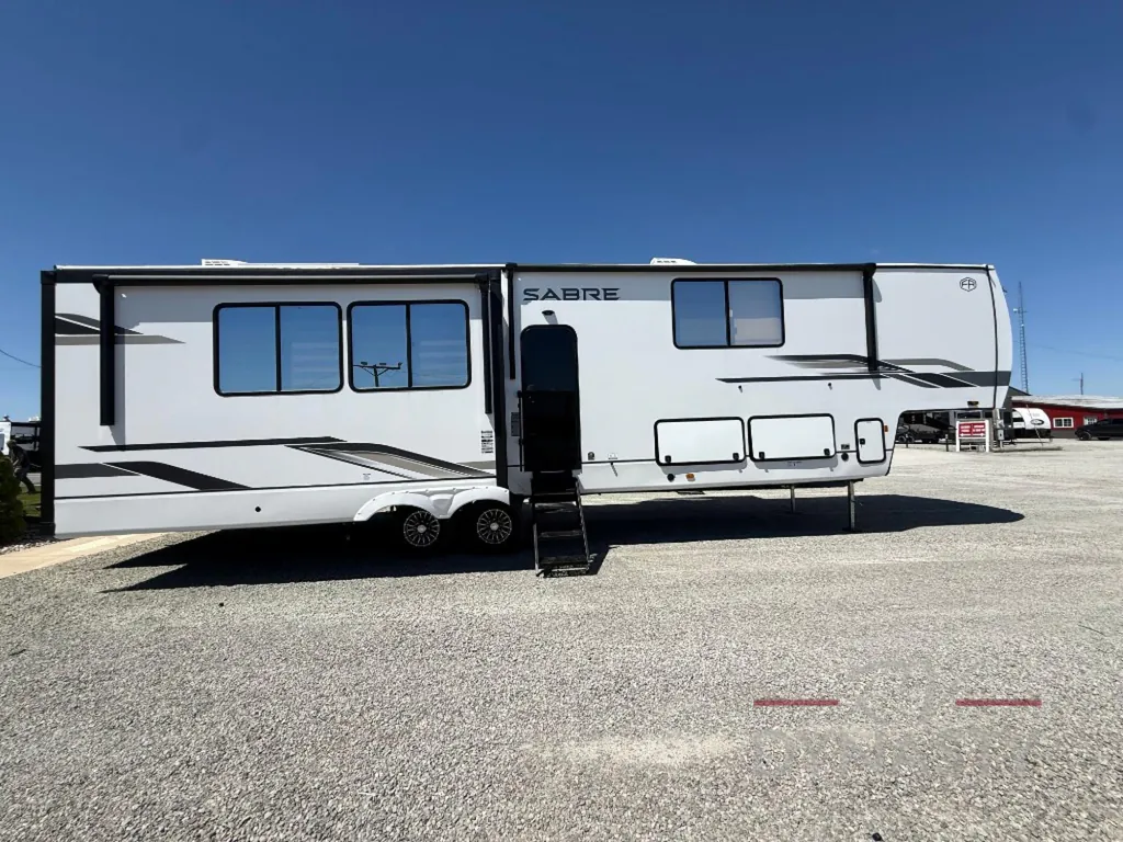 2026 Forest River Cherokee Sabre 36EST, Photos photo 15