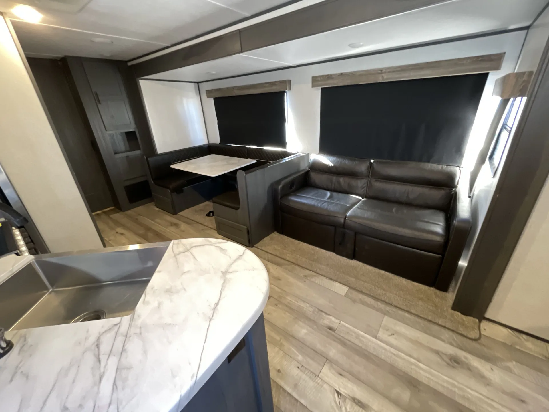 2022 Dutchmen Aspen Trail 2910BHS — living area main