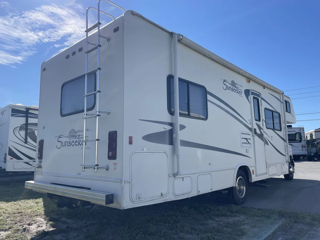 2005 Forest River Sunseeker 2900, Photos photo 2