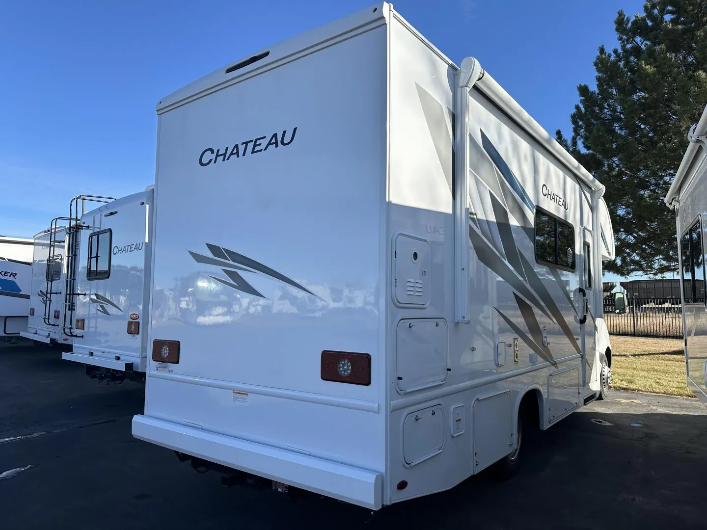 2025 Thor Motor Coach Chateau Sprinter 24LT - Photo 4